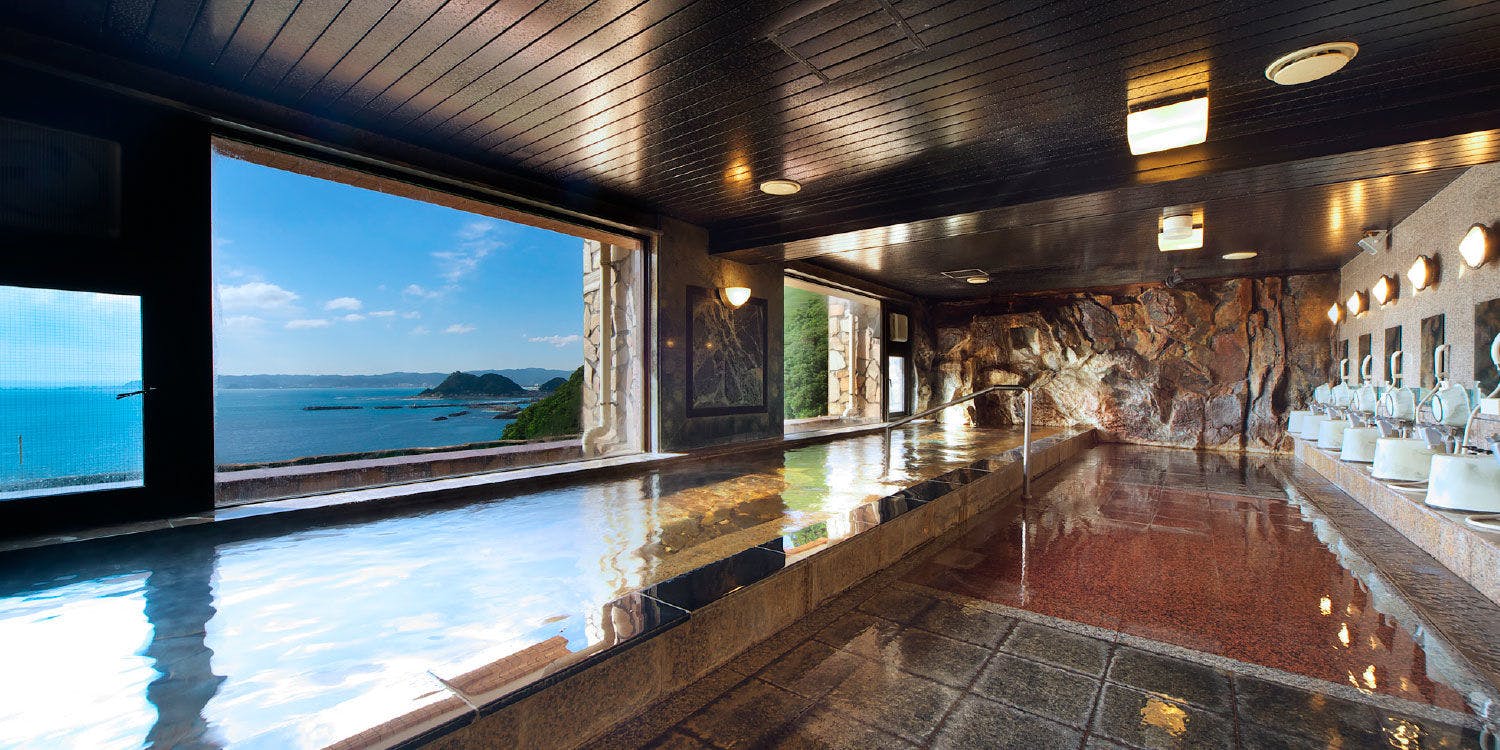 Kamogawa Hills Resort Hotel