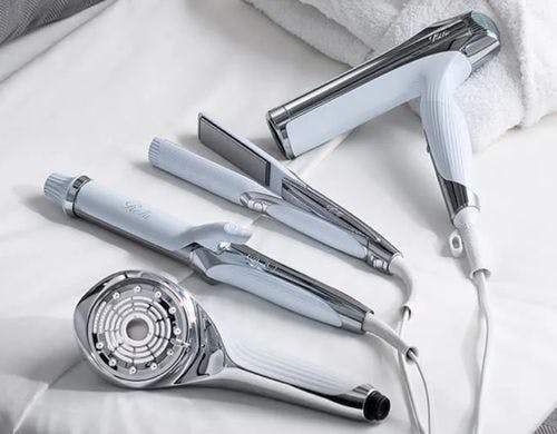 【部屋】ミネラルウォーター・お茶・ケトル