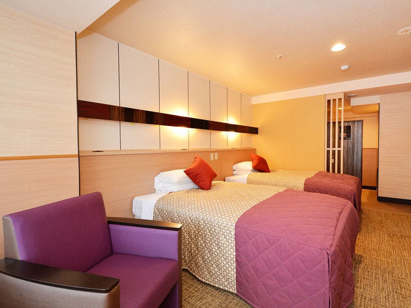 Bilik Kembar Standard (kira-kira 22m²)