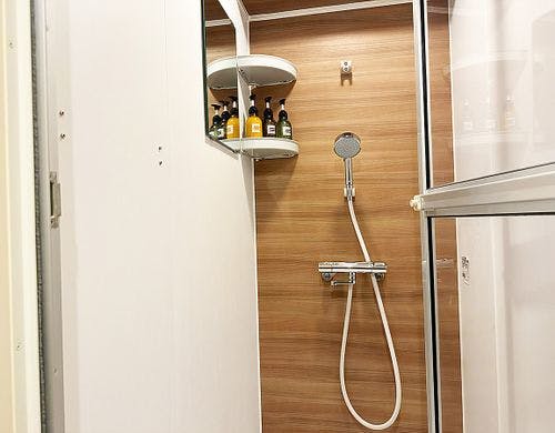 スタンダードツインルーム（約22平米）