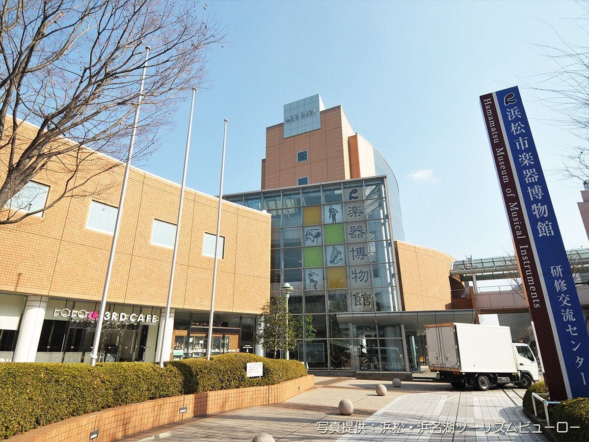 〇พิพิธภัณฑ์เครื่องดนตรี