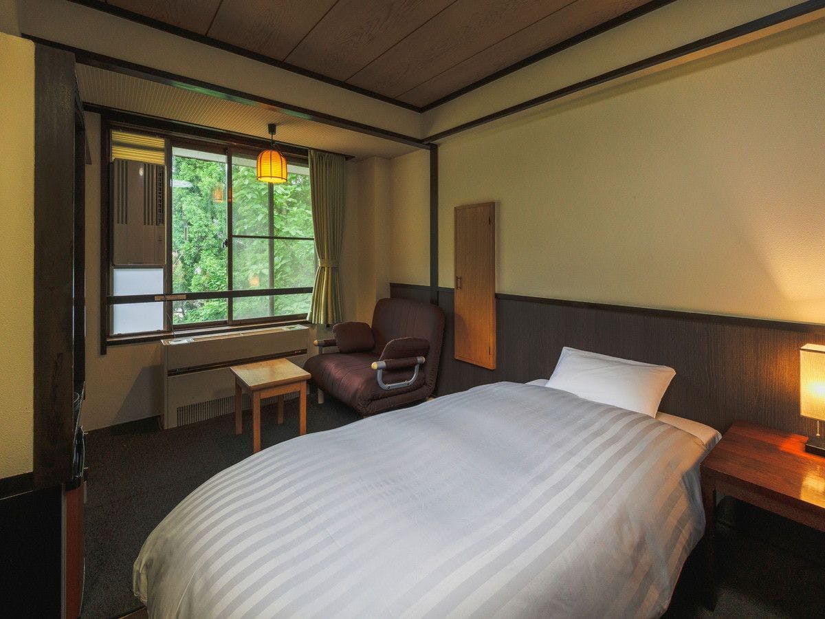 【ห้องมาตรฐานสไตล์ตะวันตก 21 ตารางเมตร รองรับสูงสุด 3 ท่าน】