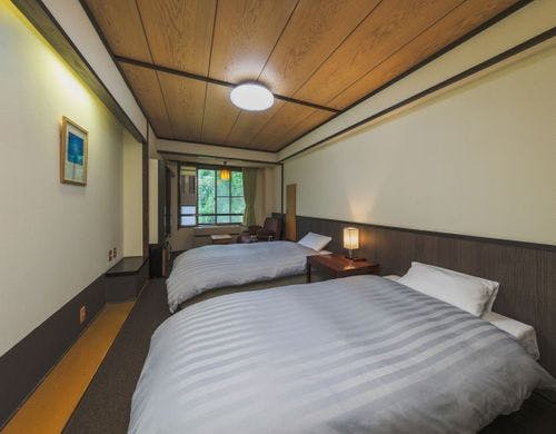 【スタンダード洋室21平米・定員3名】