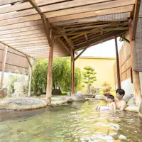 Pemandian Air Panas Terbuka (Pria)