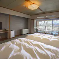 ห้องพักสไตล์ญี่ปุ่นและตะวันตกพร้อมระเบียง