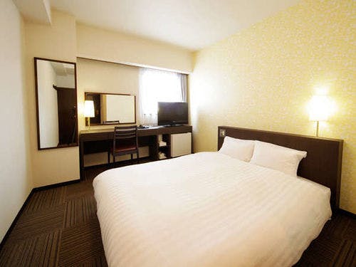 ダブルルーム(15～16平米/ベッド160cm)