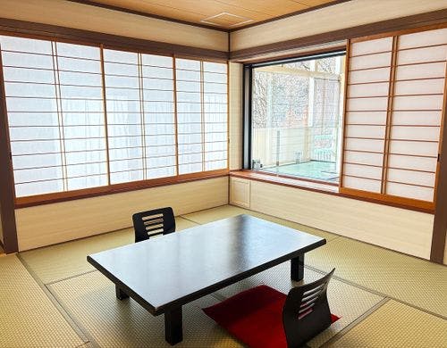 露天風呂付・柳の館　和室10畳リビング付き