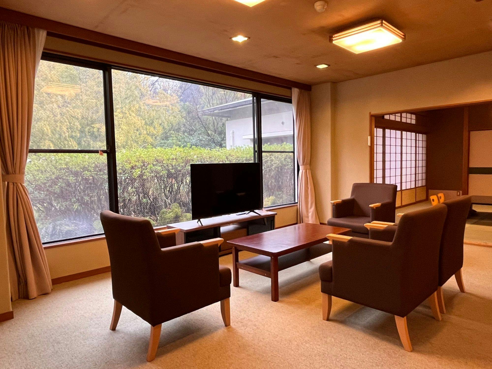 Izu Nagaoka Kinjokan