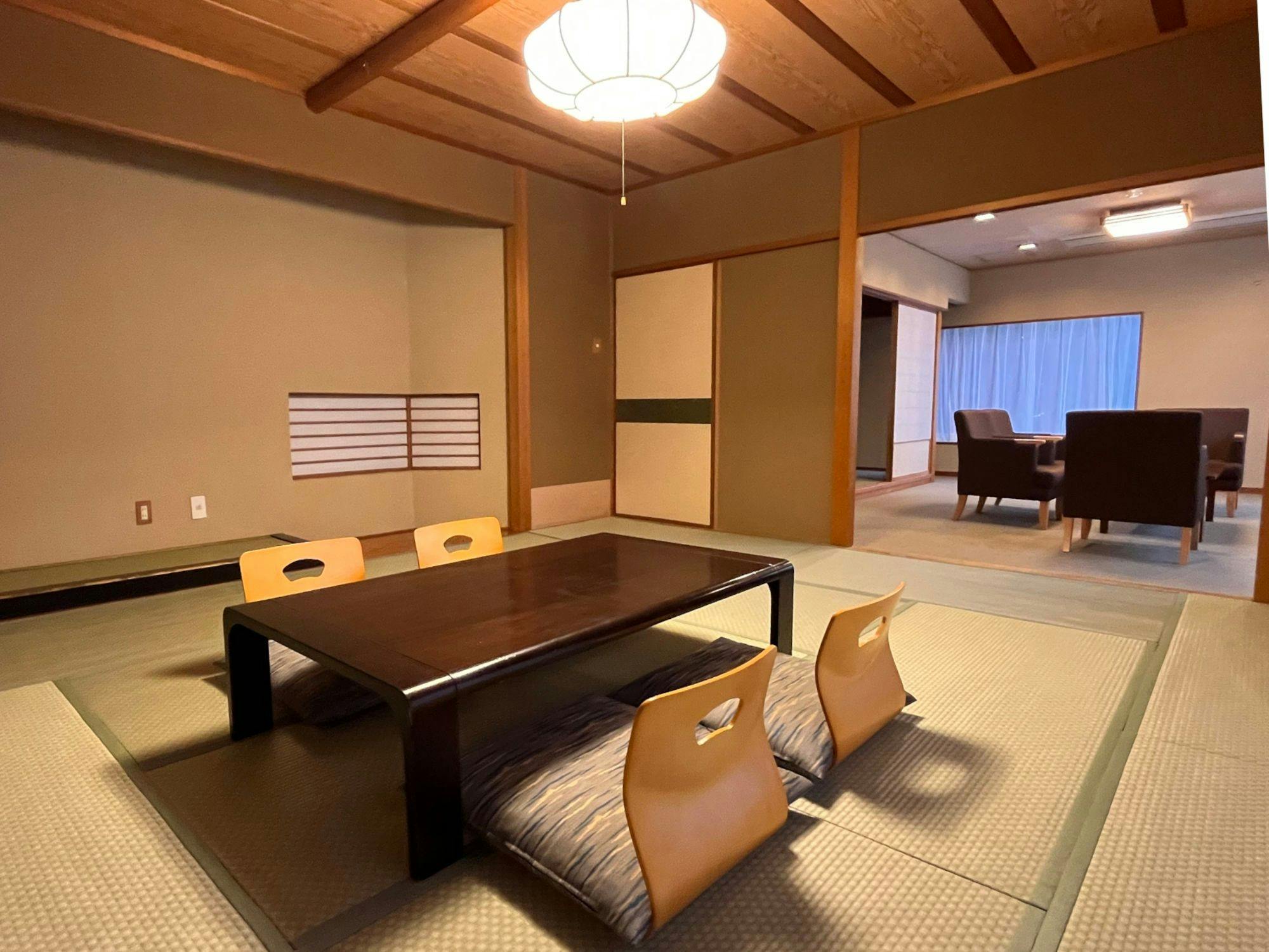 Izu Nagaoka Kinjokan