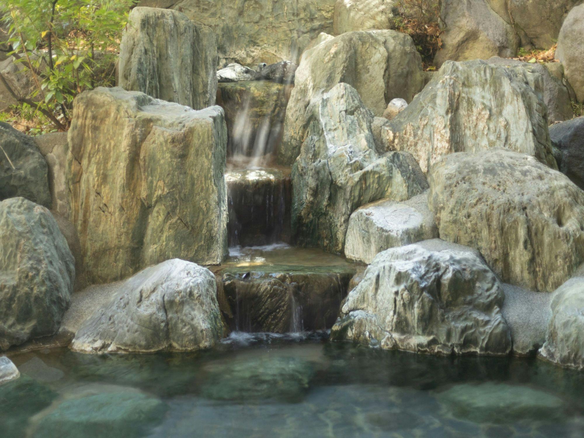 別館男性露天浴池