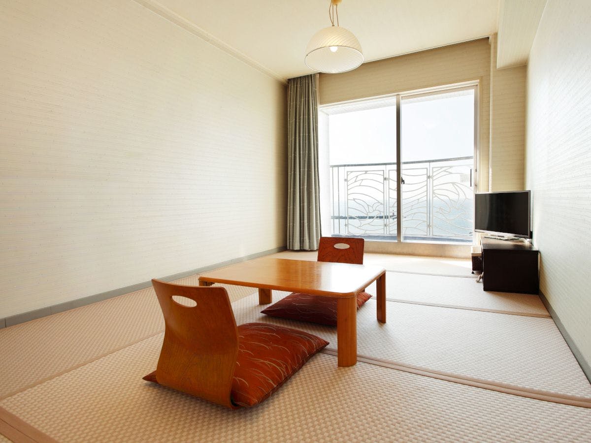 日式9榻榻米房，所有房間均為海景房。