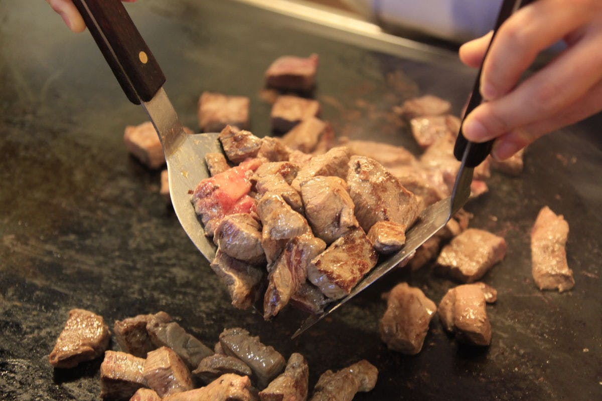 การแสดง! สเต็กเนื้อวัวยอดนิยม