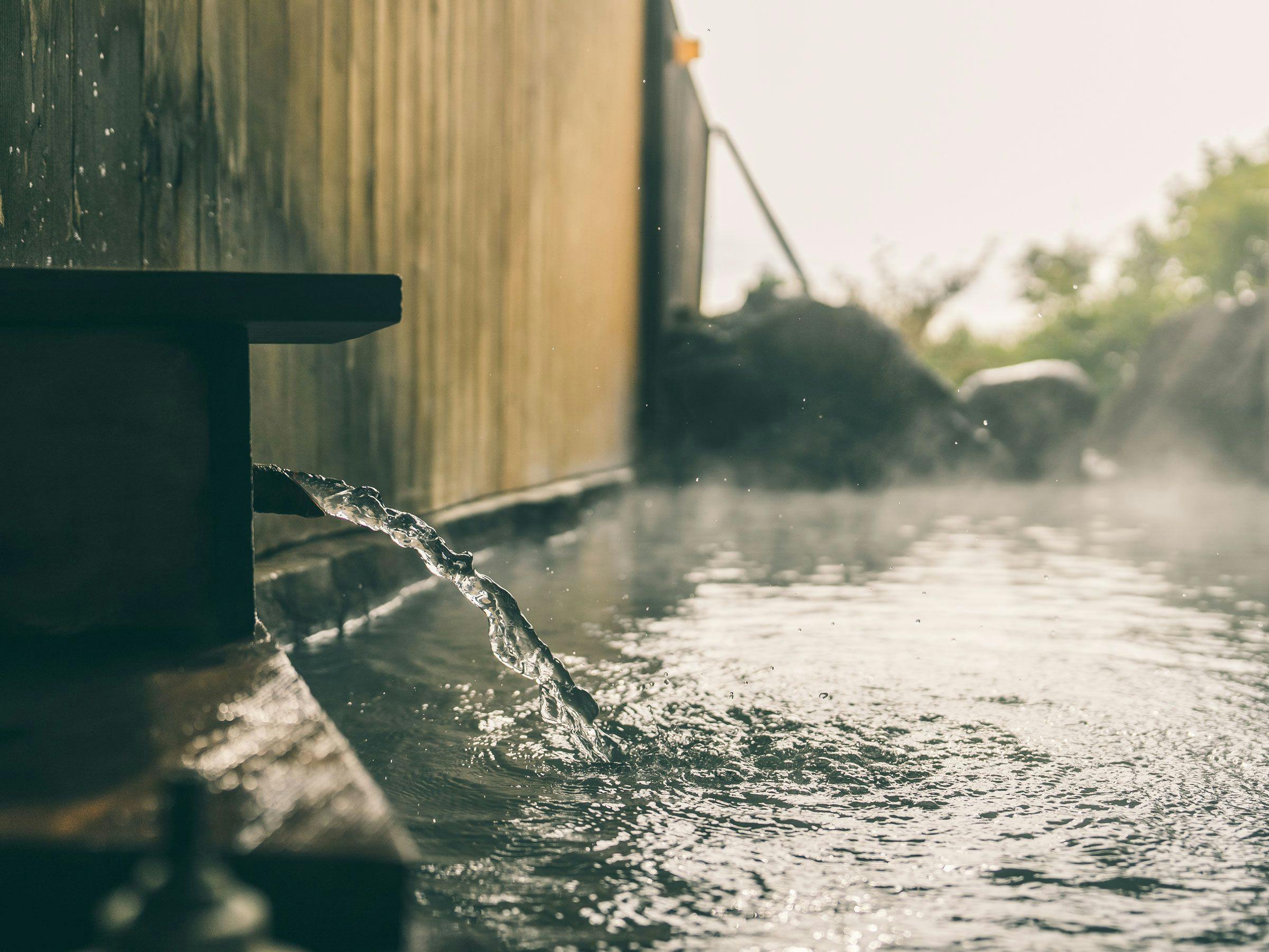 ออนเซ็นกลางแจ้ง