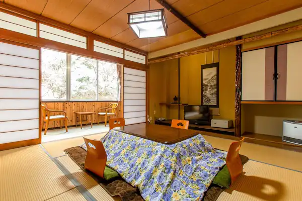 เรียวกัง/ริมแม่น้ำ