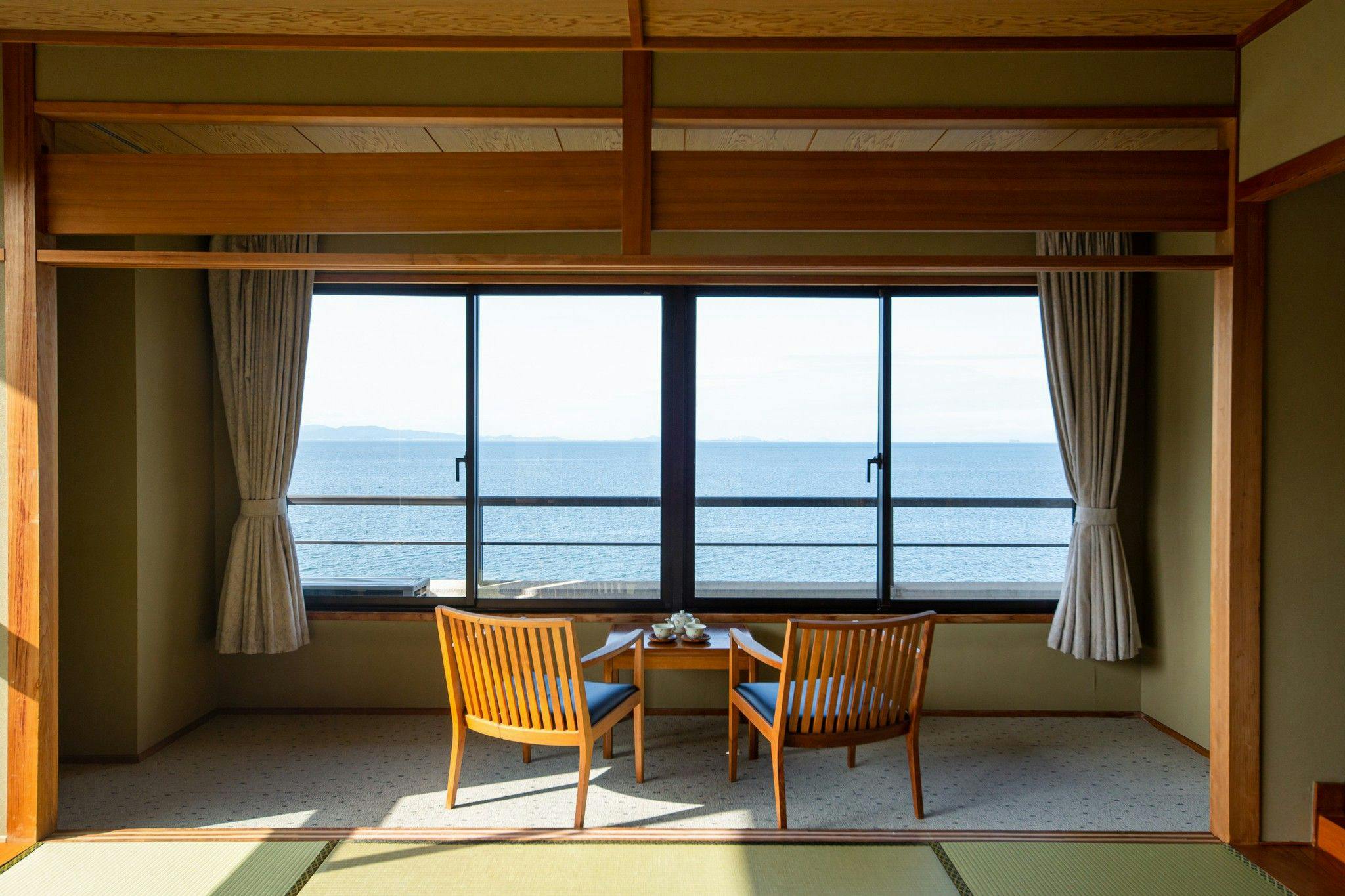 Semua kamar dengan pemandangan laut untuk menghilangkan kelelahan sehari-hari.