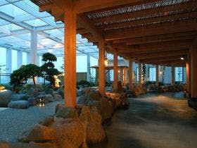 横浜みなとみらい　万葉倶楽部