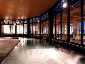 横浜みなとみらい　万葉倶楽部