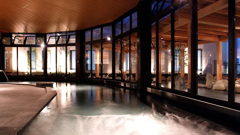 Yokohama Minato Mirai Manyo Club