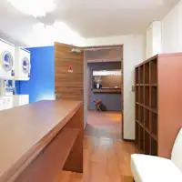 投幣式自助洗衣店