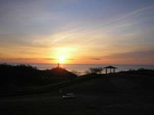 Mandi air panas sambil menikmati matahari terbit juga direkomendasikan!!