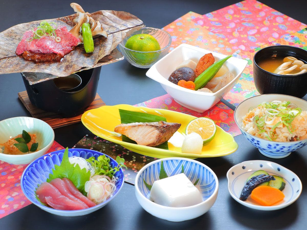 我們引以為傲的秋季料理... 朴葉味噌燒