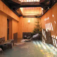 บ่อน้ำพุร้อนกลางแจ้ง 100% จากธรรมชาติ.