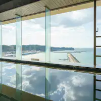 Pemandian dengan pemandangan