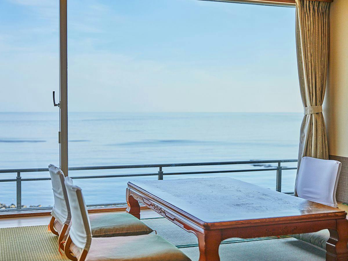 Mikazuki Sea Park Hotel Katsuura