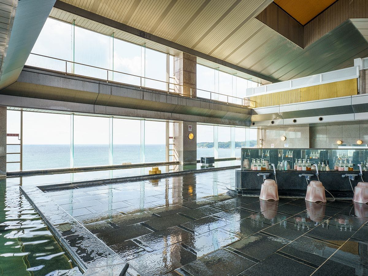 Mikazuki Sea Park Hotel Katsuura