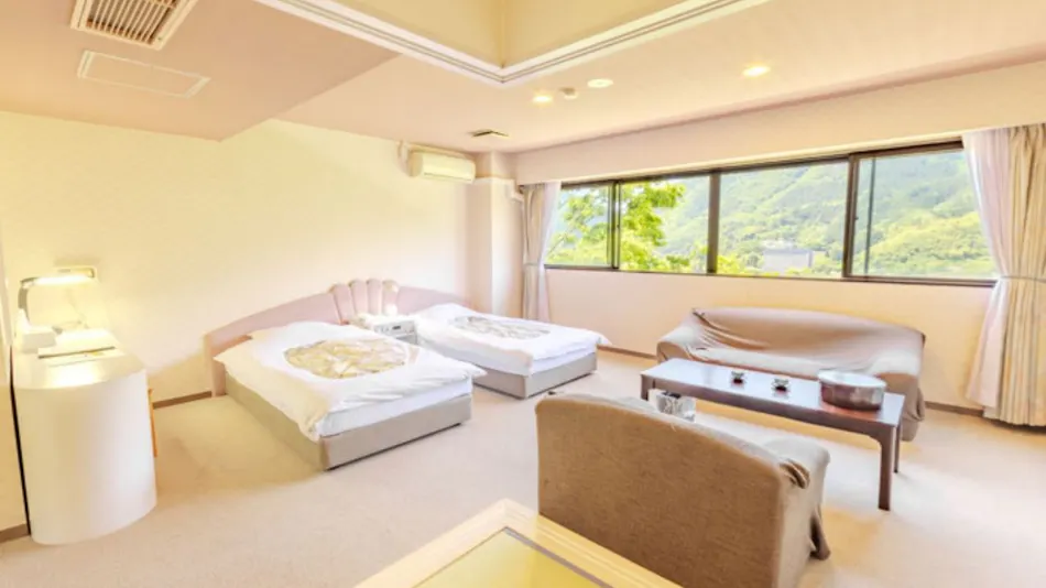 Hotel Second Stage