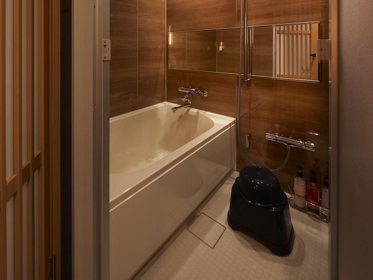 【Bilik Mandi】Kembar