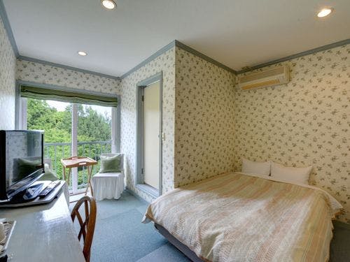 *【2階・海側プチ畳スペース付ダブル一例】