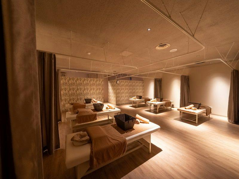 Ofuro Cafe New Biwako Hotel