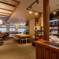 ร้านของฝากที่ล็อบบี้ด้านหน้า