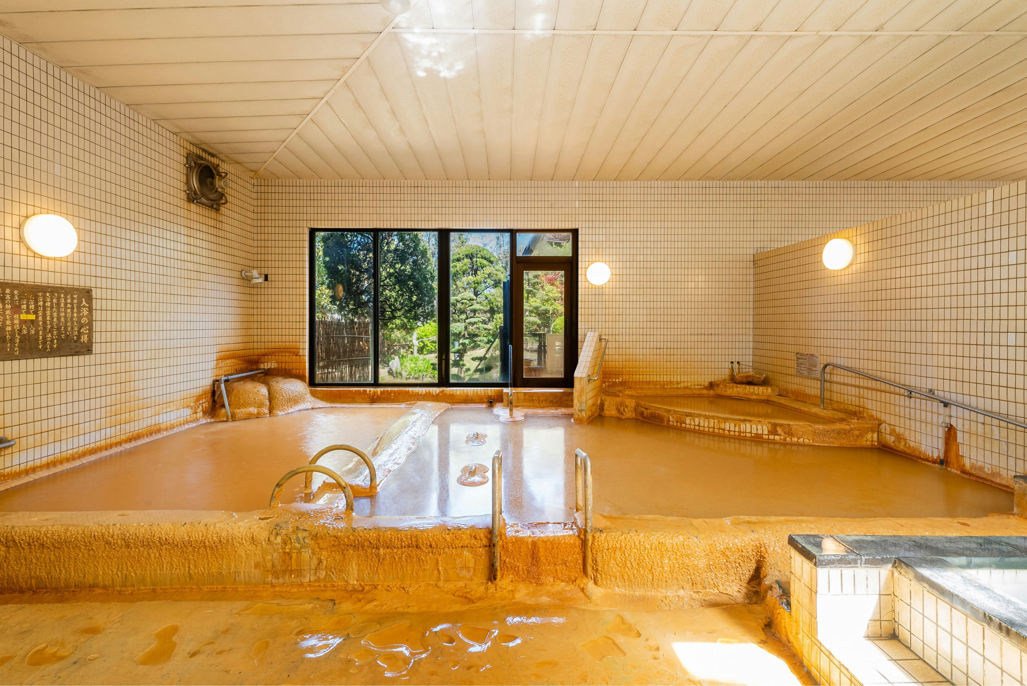 ทิวทัศน์น้ำพุร้อน