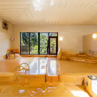 ทิวทัศน์น้ำพุร้อน