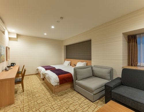 【禁煙】ファミリーツインルーム＜半地下＞