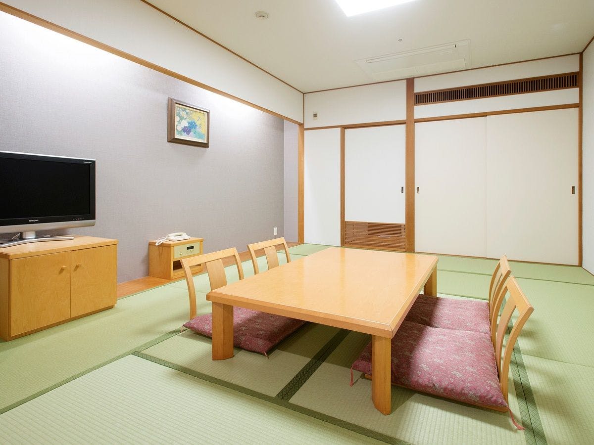 *【ห้ามสูบบุหรี่】ห้องสไตล์ญี่ปุ่น 10 เสื่อทาทามิ