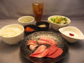 橋本パークホテル