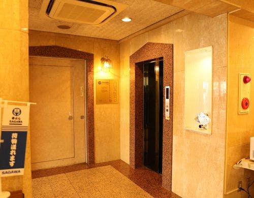 【エレベーターホール】