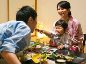 ゆらりゆら 水鳥の宿 さきはな お子様連れ限定 お客様の声を形にしました 家族で楽しい思い出作り 添い寝無料 川側寛ぎ和室 スタンダード 10畳 広縁 Wi Fi Yahoo トラベル