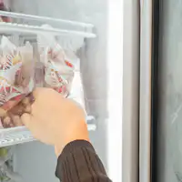 เปิดตู้เย็นแล้วเลือกผลไม้ที่คุณชอบ