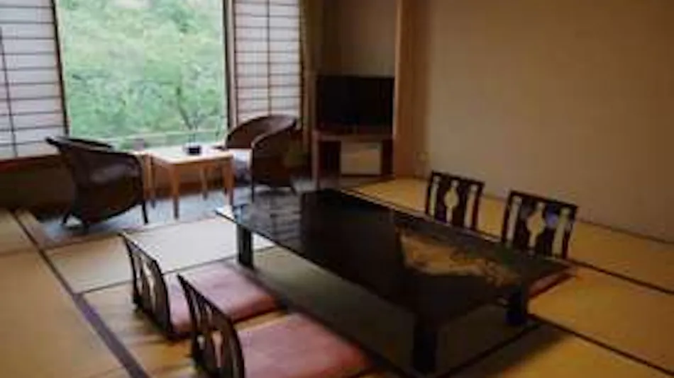 Kameya Ean