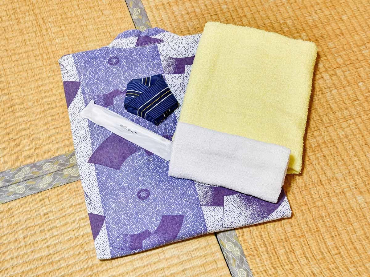 * 유카타, 타월, 칫솔 등 어메니티 완비.