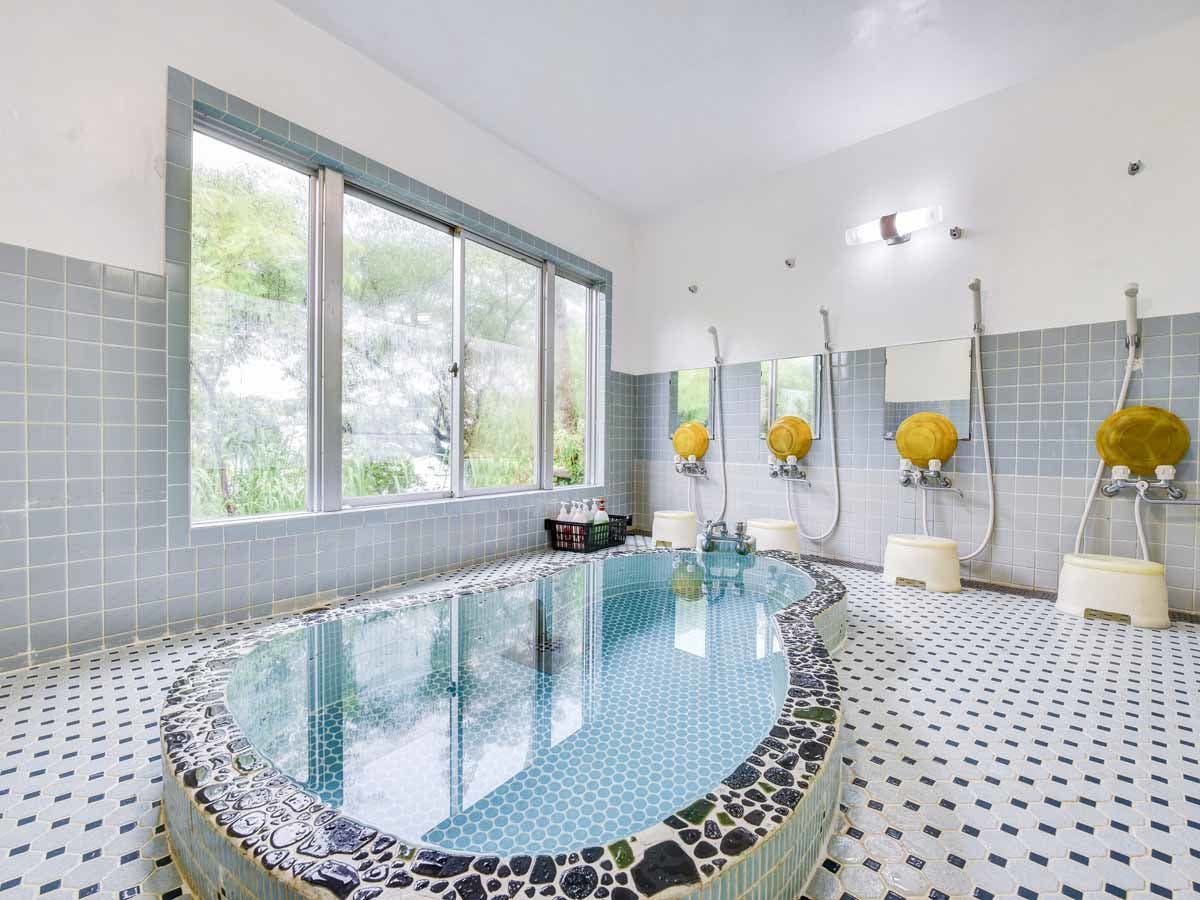 *조금 귀여운 호리병 모양의 욕조