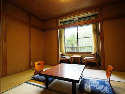 【ห้องพักหลักสไตล์ญี่ปุ่น 6 เสื่อทาทามิ】ห้องพักที่มองเห็นภูเขาโนริคุระ