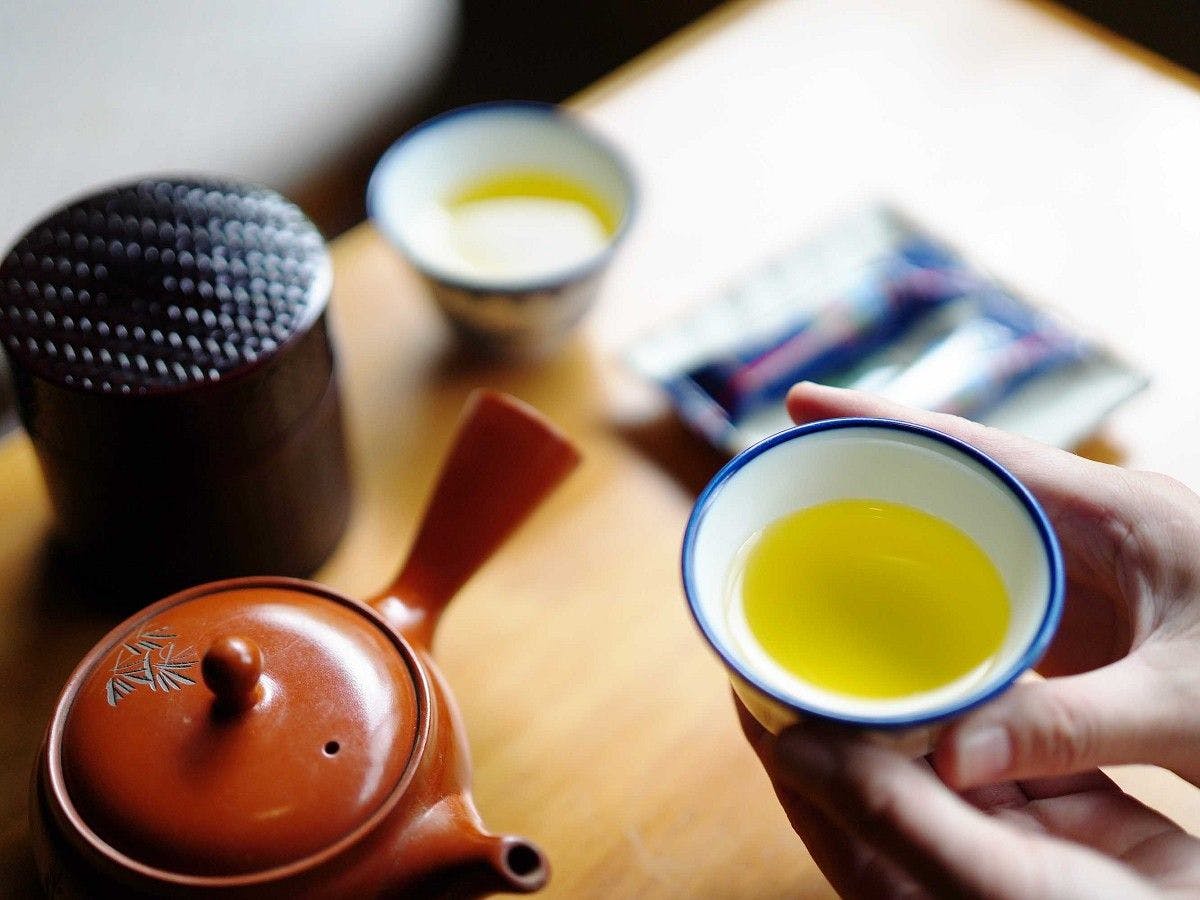 หลังจากเดินเล่นแล้ว ผ่อนคลายในห้องพักเสื่อทาทามิ