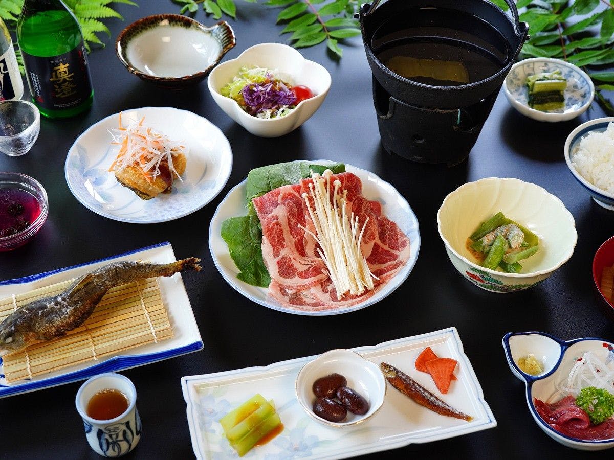 มีวัตถุดิบตามฤดูกาลให้เลือก