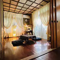 ห้องพักสไตล์เอเชียแบบญี่ปุ่น เป็นห้องพักที่จัดเตรียมฟูกนอนไว้ให้