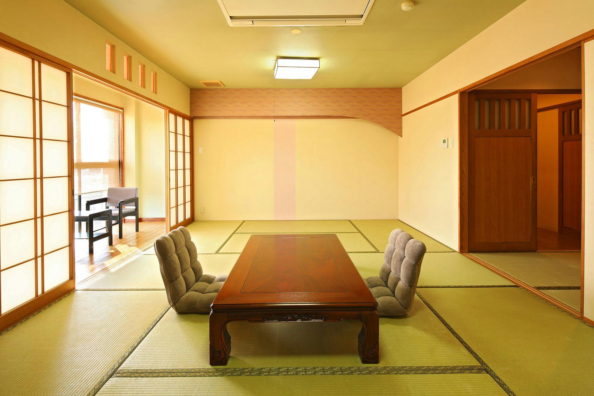 Japanese-style Inn Taka no Ie